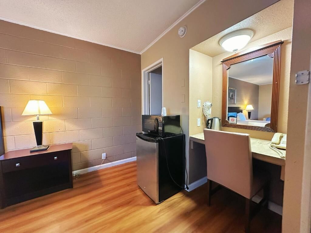 Royal Inn and Suites - Hemet - Dotazioni in camera