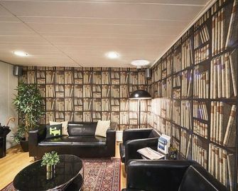 Hotell Västerås - Västerås - Oleskelutila