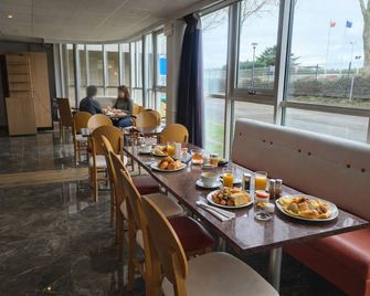 Geographotel Paris-Roissy Cdg Airport - Le Mesnil-Amelot - Restaurace