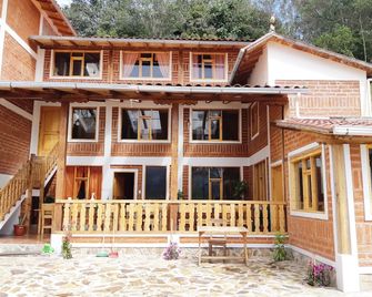 Hostal Cloud Forest - Chucchilán - Edificio