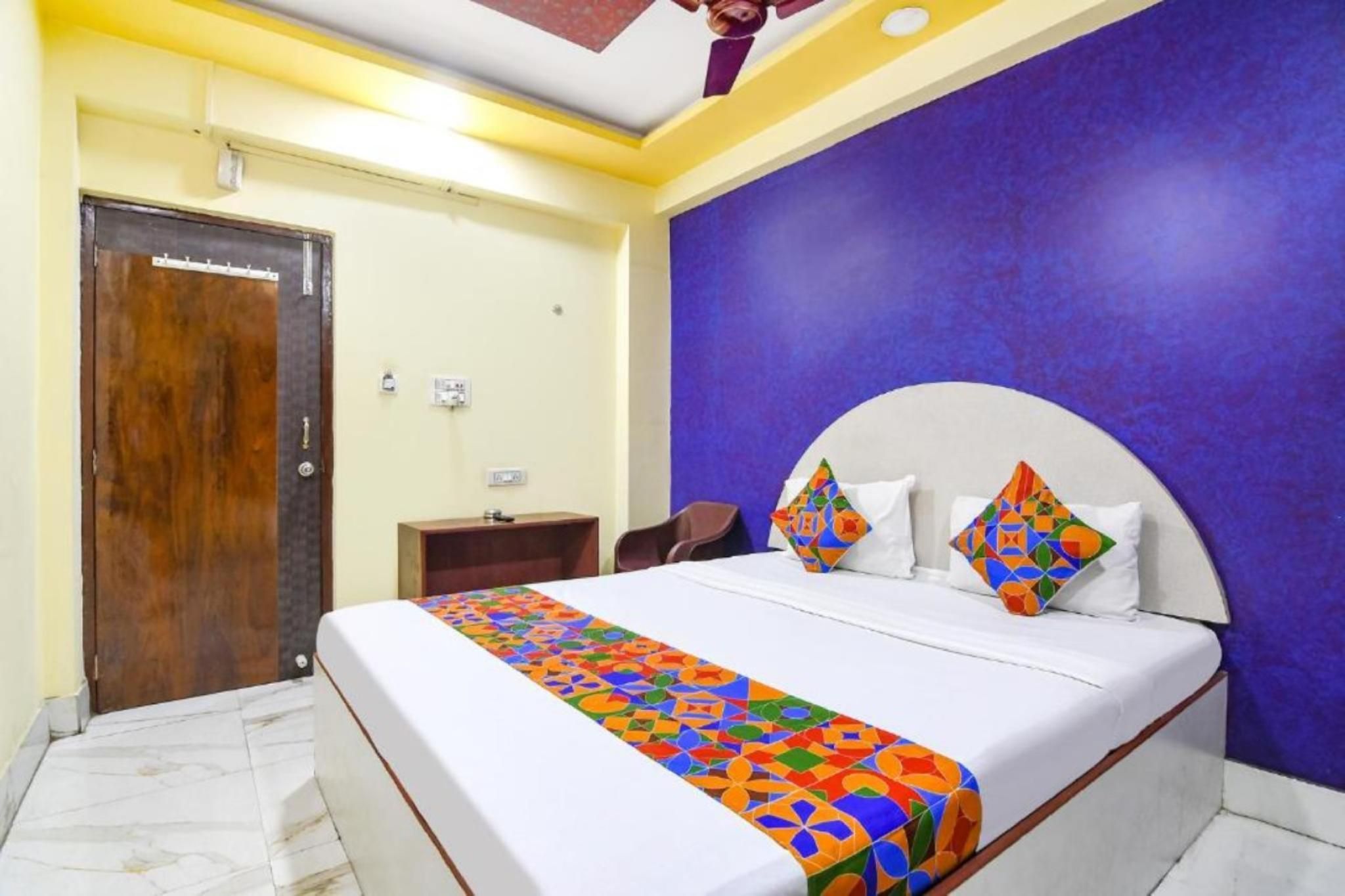 Goroomgo Hotel Narayanan Kolkata - כלכולתה - חדר שינה