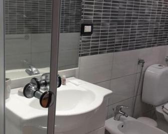 Dimoramuri B&b - Catania