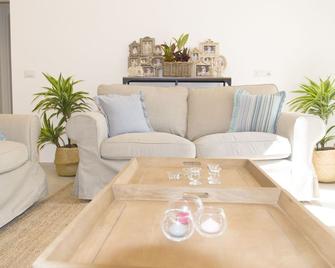Palazzo Spasiano Rooms - Sorrento Center - Sorrento - Sala de estar