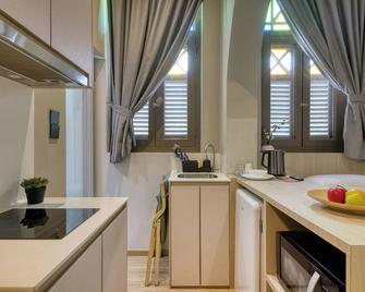 Habyt Studios Kallang - Singapore - Kitchen