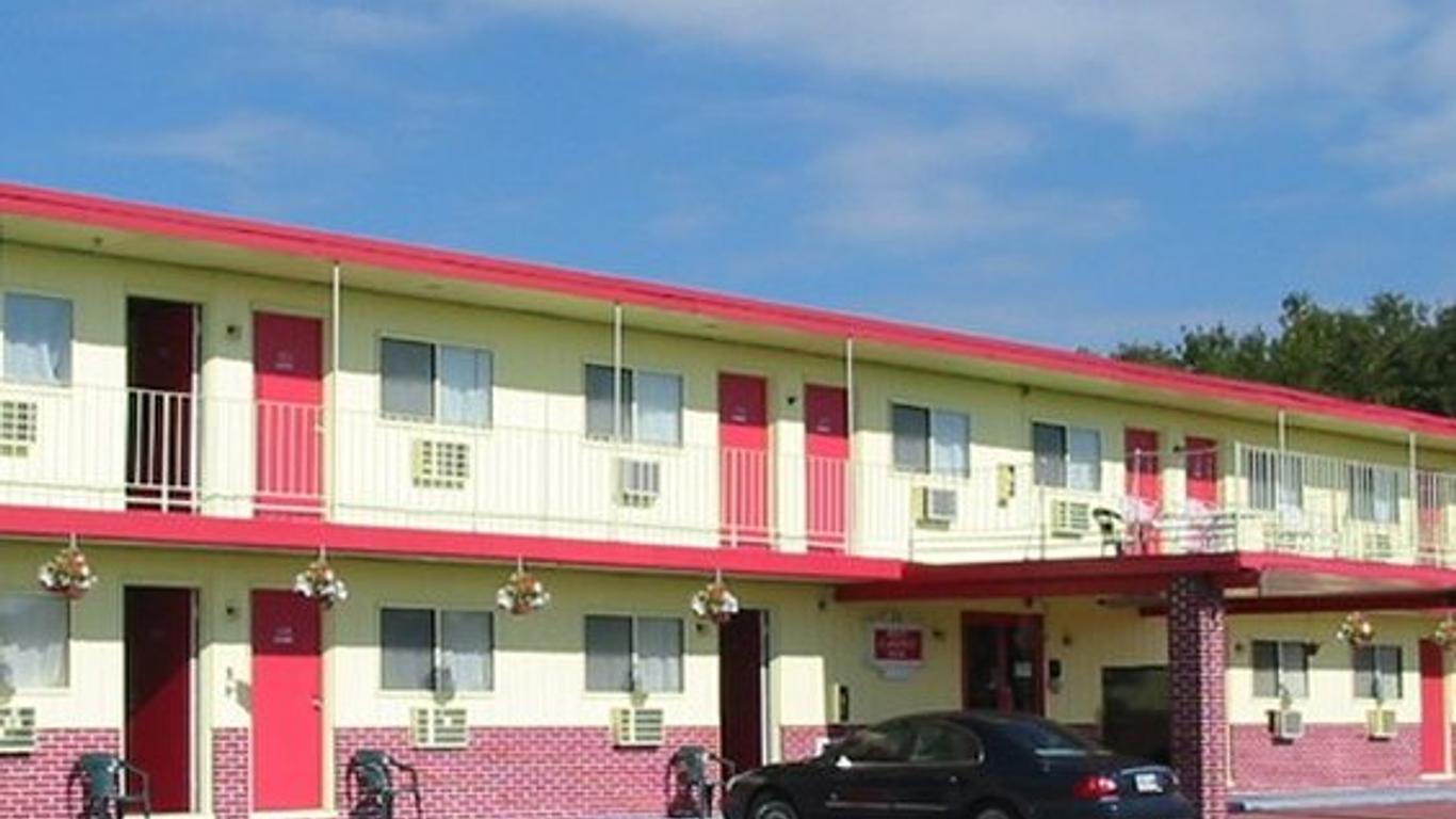 Red Carpet Inn Rome