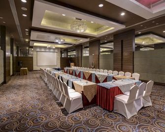 Pride Premier Bengaluru - Bengaluru - Meeting room