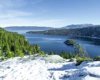 Queens Peak - Tahoe Vista - Будівля