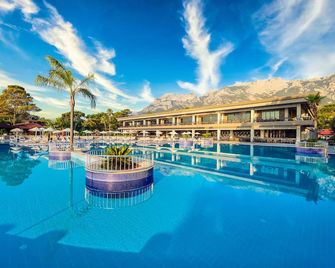 Kimeros Park Holiday Village - Göynük - Piscina