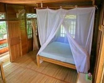 Bunaken Divers Sea Breeze Resort - Siladen - Phòng ngủ