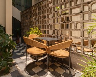 Hotel San Fernando - Mexico City - Patio