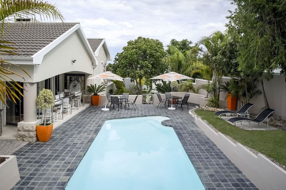 أورانج إن كنيسنا - كنيسنا - حوض السباحة