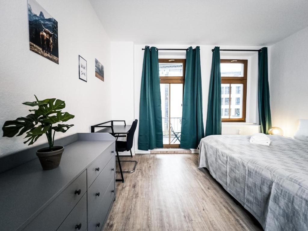 Stilvolle Wohnung Mit 2 Schlafzimmern & Balkon - לייפציג - חדר שינה