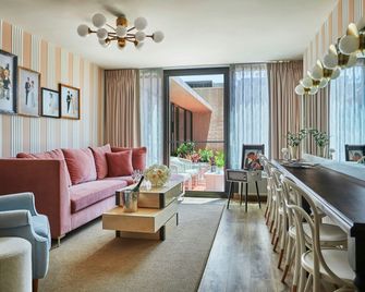 Graduate by Hilton Lincoln - לינקולן - טרקלין