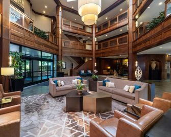 DoubleTree Suites by Hilton Hotel Charlotte-Southpark - Charlotte - Lounge