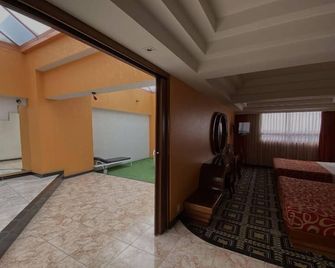 Hotel Escala Siglo XXI - Ciudad de México