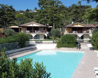 Villenpark Sanghen - Manerba del Garda - Pool