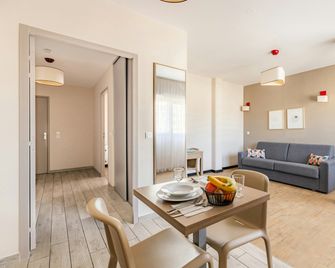 Appart'City Classic Annemasse Centre - Pays de Genève - Annemasse - Slaapkamer