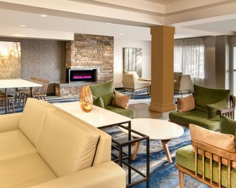 Fairfield Inn and Suites by Marriott Toronto Brampton - Brampton - Salon