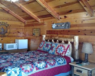 Bryce Valley Lodging - Tropic - Schlafzimmer