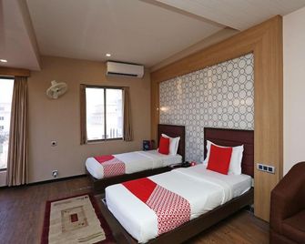 Gold Coast Beach Resort - Puri - Bedroom