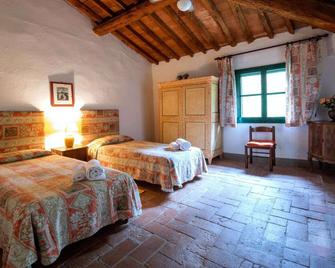 Farmhouse in Large Garden With Private Pool on the Hills of Pisa - Ghizzano - Habitación