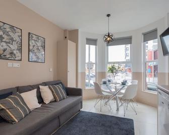 Central Belfast Apartments Camden Street - Belfast - Sala de estar