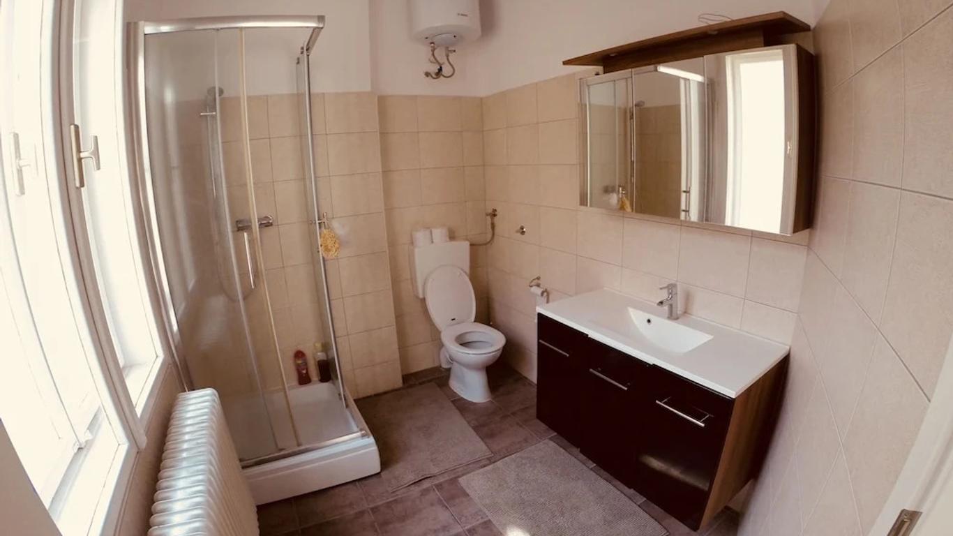 Lovecroatia Zagreb - 'Pax nest'