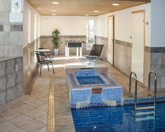 Lovely Home In Koepingsvik With Sauna - Köpingsvik - Басейн