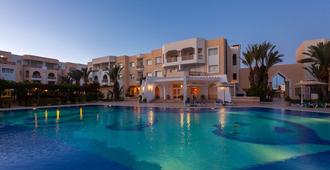 Le Corail Appart'Hotel Yasmine Hammamet - Hammamet - Bể bơi