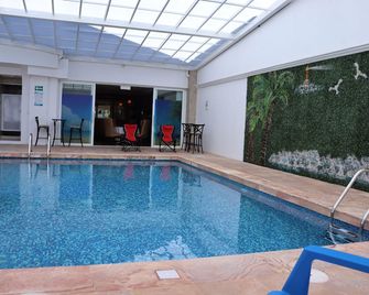 Hotel Señorial Tlaxcala - Tlaxcala de Xicoténcatl - Zwembad