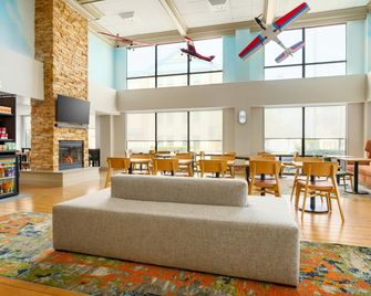 Hampton Inn Chicago-Midway Airport (Bedford Park) - Bedford Park - Lobby