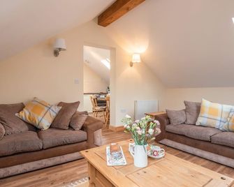 Hendre Cottage - Blaenau Ffestiniog - Living room