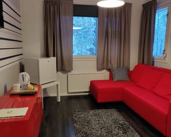 Kuerkievari Kuerhotel - Akaslompolo - Huiskamer