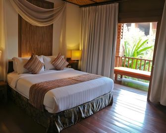 Grand Mega Resort & Spa - Cepu - Habitación