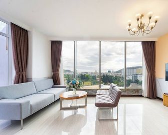 Dic Star Landmark Hotel And Apartment - Vung Tau - Huiskamer