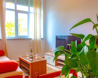 Apartment Botic - Poreč - Sala de estar