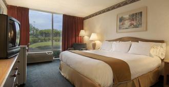 Economy Inn & Suites - Shreveport - Schlafzimmer