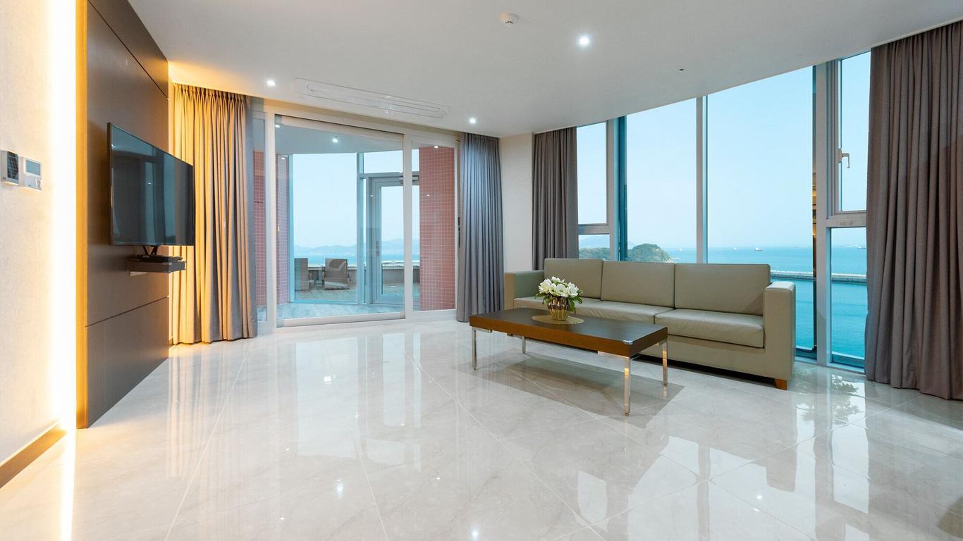 Venezia Hotel and Suite