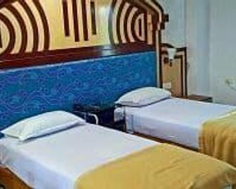 Hotel Prasanti - Angul - Bedroom