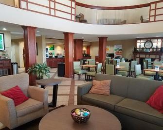 Quality Inn Castleton - Indianapolis - Lounge