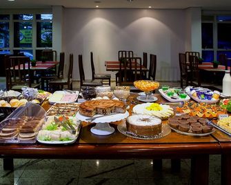 Jva Fenix Hotel - Uberlândia - Buffet