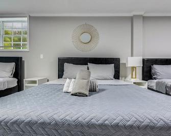 The Secluded 7-Acre Elegant Escape - Conyers - Bedroom