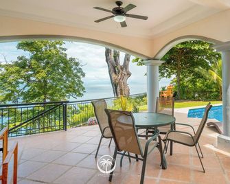 Beach house in Punta Leona Costa Mar 3C, Playa Blanca 800m 10pax - Tárcoles - Balcón
