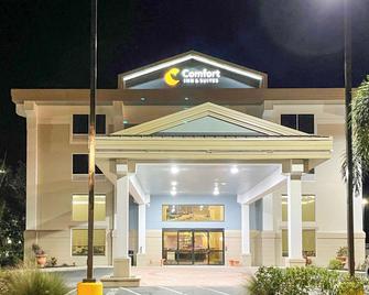 Comfort Inn & Suites Sarasota I75 - Sarasota - Building