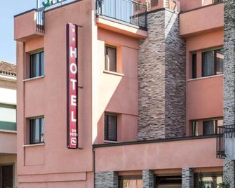 Hotel San Pietro - Villafranca di Verona - Edificio
