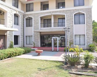Zip By Spree Hinjewadi - Hinjewadi - Building