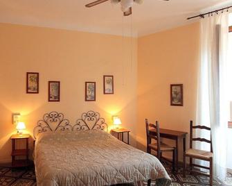 Albergo Bernini - Siena - Bedroom