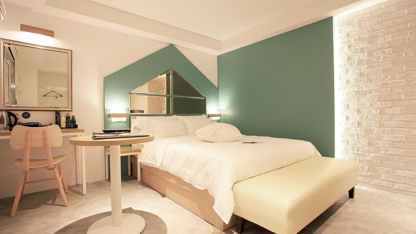 سانبون ياجا سانبون ستيشن