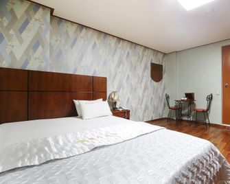 Daejeon Eunhaeng Dungji - Daejeon - Bedroom
