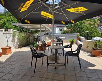 Hotel Hecco - Sarajevo - Uteplats